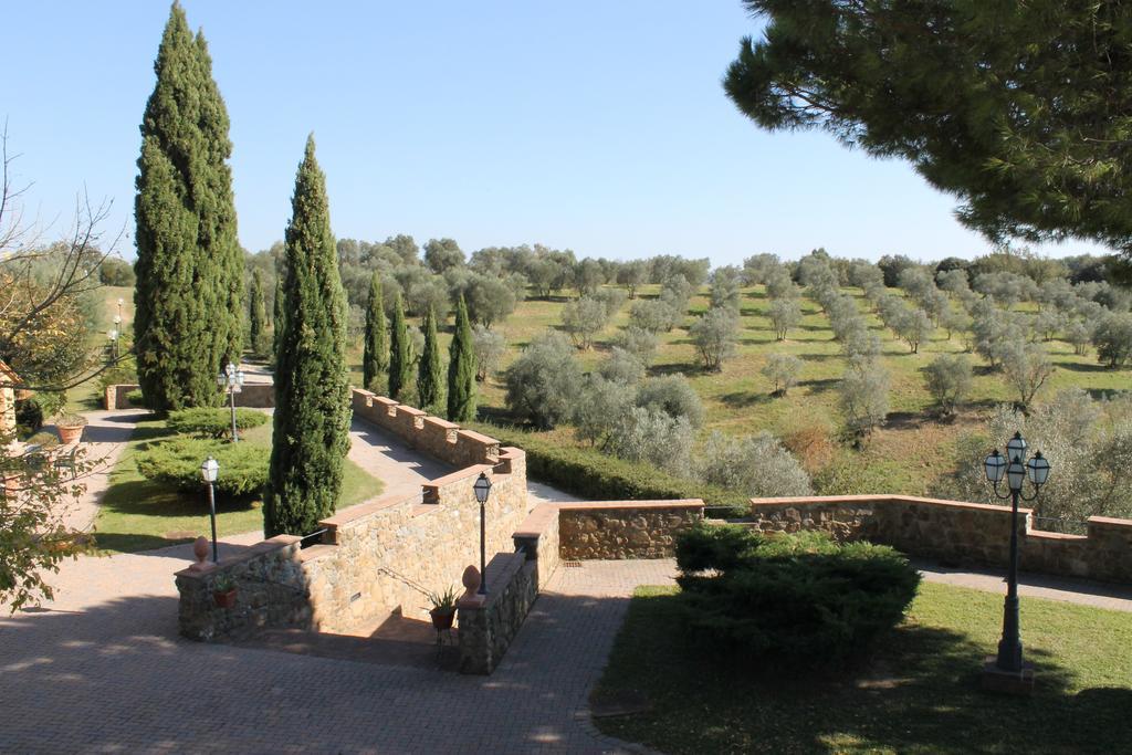 Вілла Il Borgo Di Montereggi Limite Екстер'єр фото