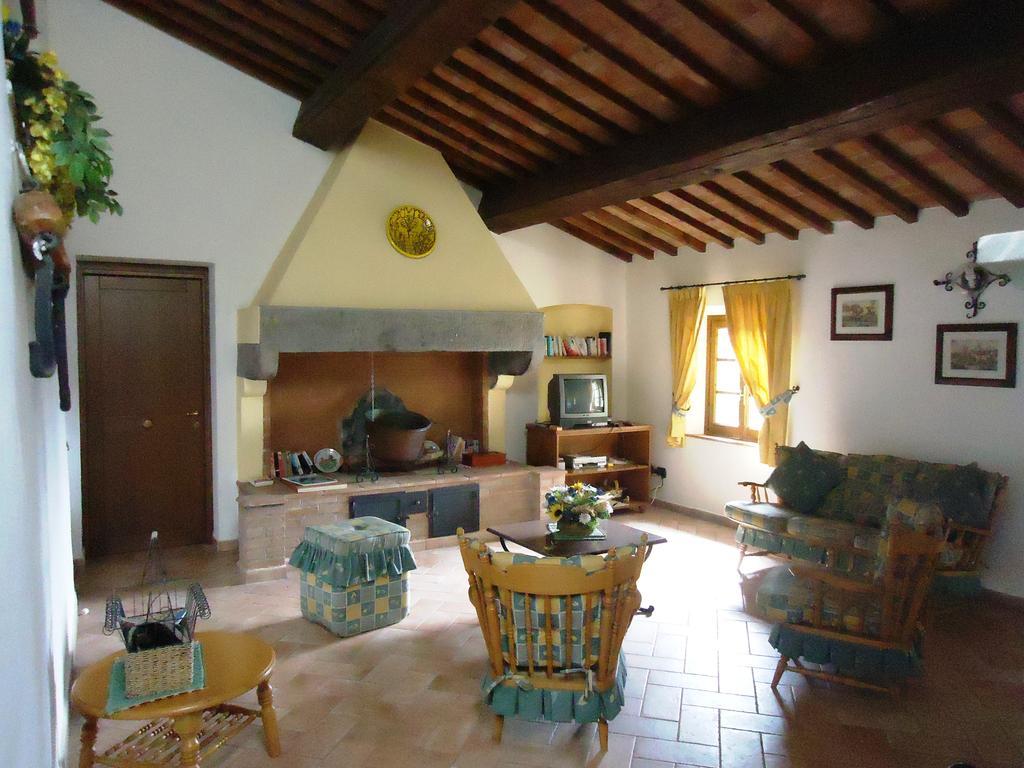 Вілла Il Borgo Di Montereggi Limite Номер фото