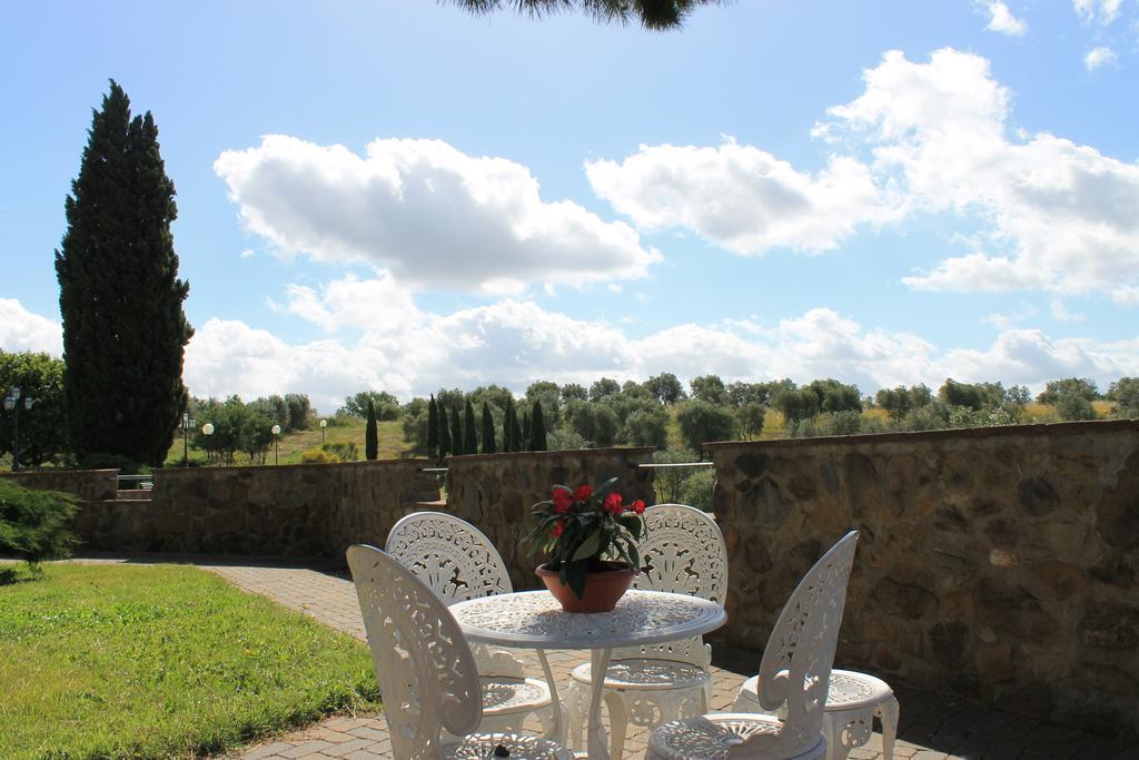 Вілла Il Borgo Di Montereggi Limite Екстер'єр фото